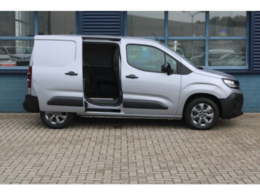 Opel Combo 1.5 BlueHDi 130 PK | PRIJS INCL BPM | AUTOMAAT | 8 JAAR GARANTIE | TREKHAAK | BETIMMERING LAADRUI... ActivLease financial lease