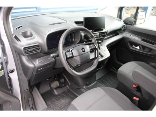 Opel Combo 1.5 BlueHDi 130 PK | PRIJS INCL BPM | AUTOMAAT | 8 JAAR GARANTIE | TREKHAAK | BETIMMERING LAADRUI... ActivLease financial lease