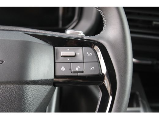 Opel Combo 1.5 BlueHDi 130 PK | PRIJS INCL BPM | AUTOMAAT | 8 JAAR GARANTIE | TREKHAAK | BETIMMERING LAADRUI... ActivLease financial lease