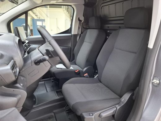 Opel Combo 1.5 BlueHDi 130 PK | PRIJS INCL BPM | AUTOMAAT | 8 JAAR GARANTIE | TREKHAAK | BETIMMERING LAADRUI... ActivLease financial lease