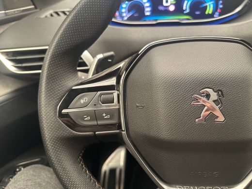 Peugeot 3008 1.6 HYbrid 225 GT Black Pack | Camera | Focal | Carplay | 19" Lichtmetaal | Adaptieve Cruise | Le... ActivLease financial lease