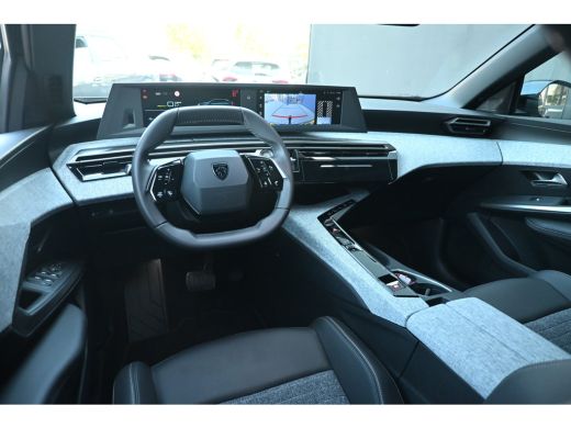 Peugeot 3008 1.6 plug-in Hybrid 195 Allure 8 Jaar Garantie! | Afn. Trekhaak | Navigatie by App | Achteruitrijc... ActivLease financial lease