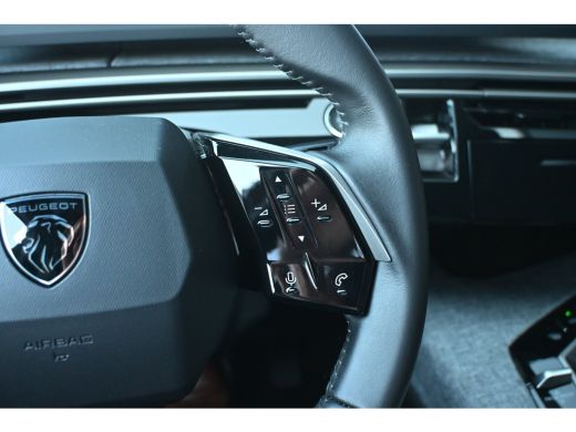 Peugeot 3008 1.6 plug-in Hybrid 195 Allure 8 Jaar Garantie! | Afn. Trekhaak | Navigatie by App | Achteruitrijc... ActivLease financial lease