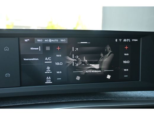 Peugeot 3008 1.6 plug-in Hybrid 195 Allure 8 Jaar Garantie! | Afn. Trekhaak | Navigatie by App | Achteruitrijc... ActivLease financial lease