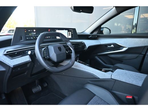 Peugeot 3008 1.6 plug-in Hybrid 195 Allure 8 Jaar Garantie! | Afn. Trekhaak | Navigatie by App | Achteruitrijc... ActivLease financial lease