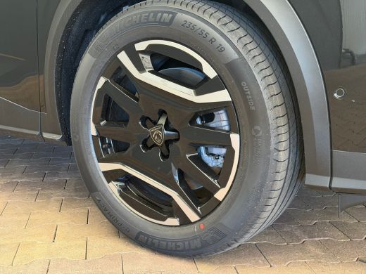 Peugeot 5008 Allure | Pack Safety Plus ActivLease financial lease