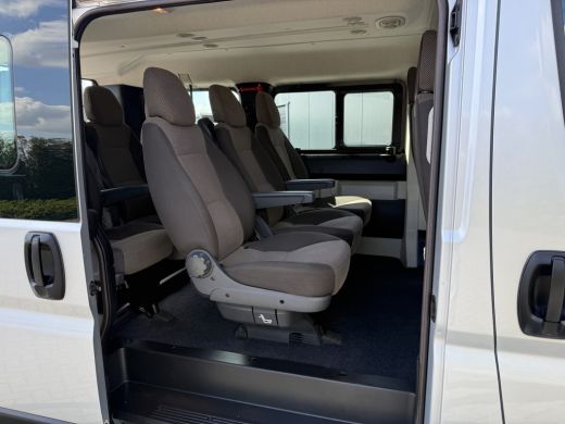 Peugeot Boxer 2.2 BlueHDI 141 PK / EURO 6 / L1H1 / 9 PERSOONS / AIRCO / CRUISE / PRIJS IS INCL !! / PERSONENBUS... ActivLease financial lease