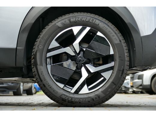 Peugeot e-2008 EV 156PK 54KWH ALLURE AUTOMAAT / NAVI / CLIMA / CAMERA / 17"LMV / FULL-LED / PDC / BLUETOOTH / CR... ActivLease financial lease