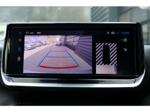 Peugeot e-2008 EV 156PK 54KWH ALLURE AUTOMAAT / NAVI / CLIMA / CAMERA / 17"LMV / FULL-LED / PDC / BLUETOOTH / CR... ActivLease financial lease