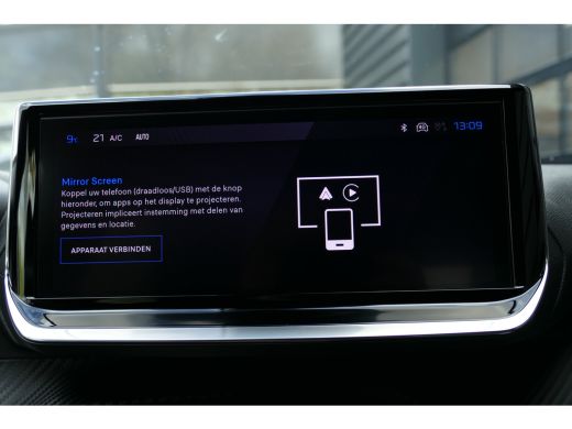 Peugeot e-2008 EV 156PK 54KWH ALLURE AUTOMAAT / NAVI / CLIMA / CAMERA / 17"LMV / FULL-LED / PDC / BLUETOOTH / CR... ActivLease financial lease