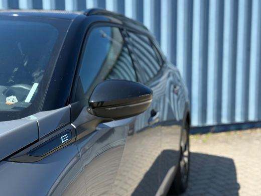 Peugeot e-2008 EV GT Avantage 54 kWh 360 camera | Keyless | Stand kachel | Interieurverlichting | Adeptieve crui... ActivLease financial lease