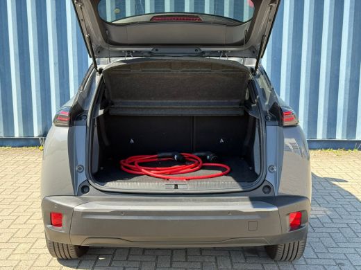 Peugeot e-2008 EV GT Avantage 54 kWh 360 camera | Keyless | Stand kachel | Interieurverlichting | Adeptieve crui... ActivLease financial lease