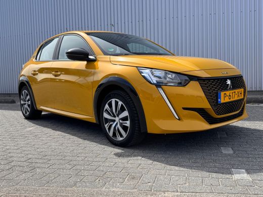 Peugeot e-208 EV Active 50 kWh | All Season Banden | Stoelverwarming | Cruise Control | Navigatie | Apple Carpl... ActivLease financial lease