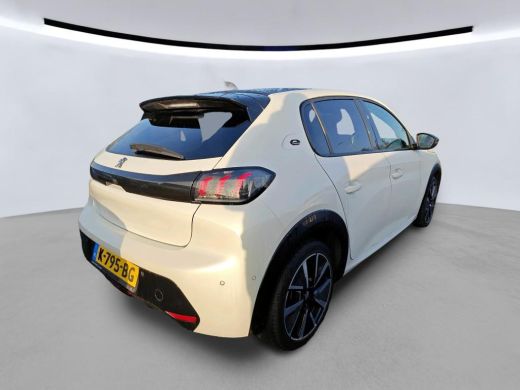 Peugeot e-208 EV GT 350 50 kWh NL-AUTO | PANODAK | GT ActivLease financial lease