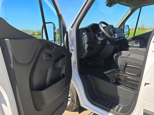 Renault Master T35 2.3 dCi Lowliner - 145 Pk - Euro 6 - Airco - Cruise Control ActivLease financial lease