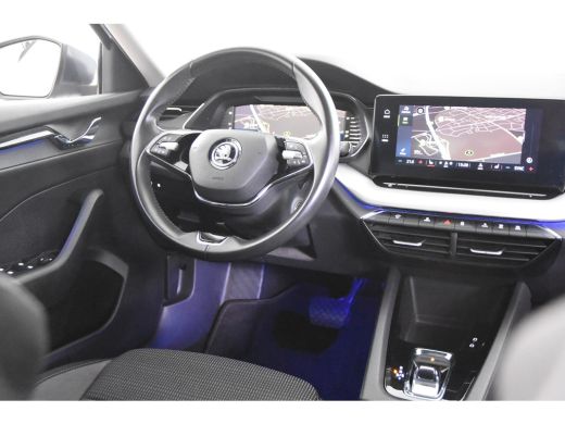 Skoda Octavia Combi Ambition Automaat *1ste Eigenaar*Navigatie*Trekhaak* ActivLease financial lease