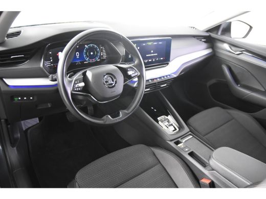 Skoda Octavia Combi Ambition Automaat *1ste Eigenaar*Navigatie*Trekhaak* ActivLease financial lease