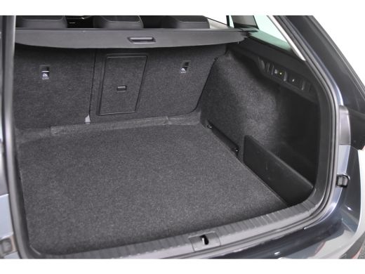 Skoda Octavia Combi Ambition Automaat *1ste Eigenaar*Navigatie*Trekhaak* ActivLease financial lease