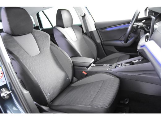 Skoda Octavia Combi Ambition Automaat *1ste Eigenaar*Navigatie*Trekhaak* ActivLease financial lease