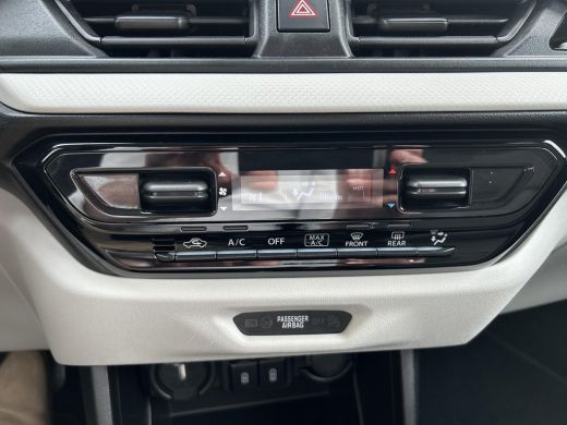 Suzuki Swift 1.2 Select Smart Hybrid ActivLease financial lease