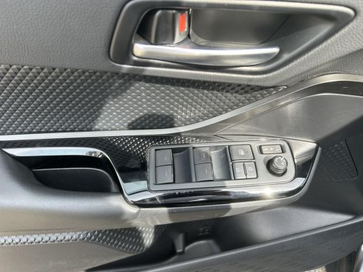 Toyota C-HR 1.8 Hybrid Style ActivLease financial lease