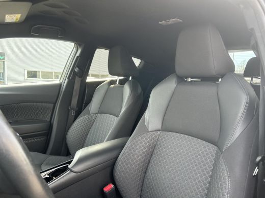 Toyota C-HR 1.8 Hybrid Style ActivLease financial lease