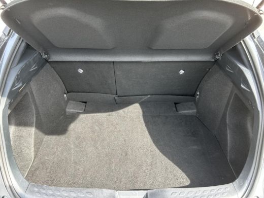 Toyota C-HR 1.8 Hybrid Style ActivLease financial lease