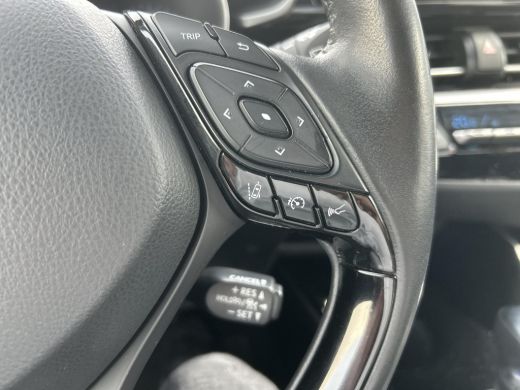 Toyota C-HR 1.8 Hybrid Style ActivLease financial lease