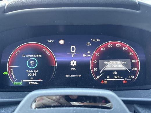 Toyota C-HR 2.0 Hybrid 200 Premi&egrave;re Edition **JBL AUDIO/ 360 CAMERA/ DODEHOEK DETECTIE** ActivLease financial lease