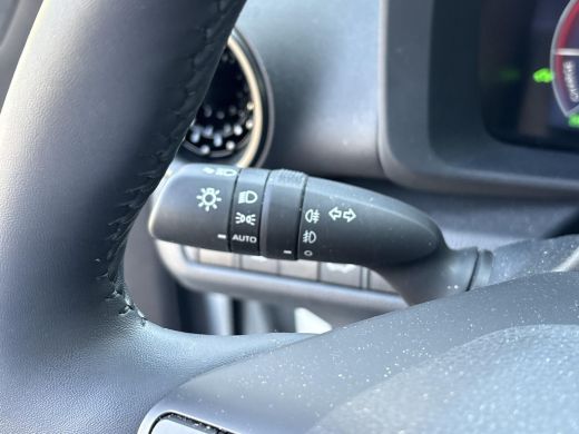 Toyota C-HR 2.0 Hybrid 200 Premi&egrave;re Edition **JBL AUDIO/ 360 CAMERA/ DODEHOEK DETECTIE** ActivLease financial lease