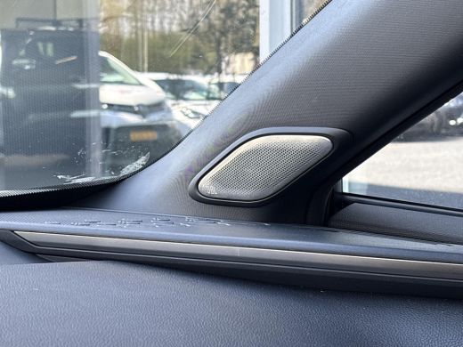 Toyota C-HR 2.0 Hybrid 200 Premi&egrave;re Edition **JBL AUDIO/ 360 CAMERA/ DODEHOEK DETECTIE** ActivLease financial lease