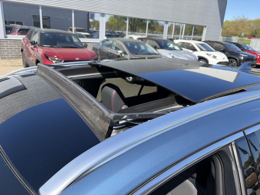 Toyota Corolla Touring Sports 2.0 Hybrid Executive ActivLease financial lease