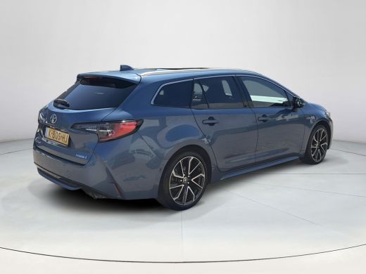 Toyota Corolla Touring Sports 2.0 Hybrid Executive ActivLease financial lease