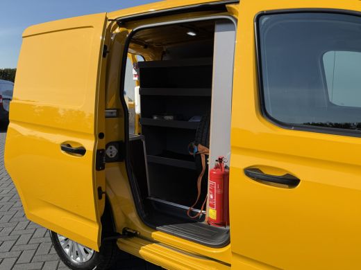 Volkswagen Caddy 2.0 TDI Comfortline / L1H1 / 1e EIG. / ZEER NETJES !! / AIRCO / CRUISE / TREKHAAK / INRICHTING / PDC ActivLease financial lease