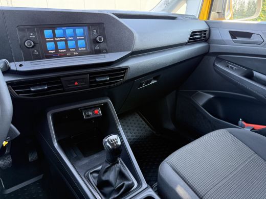 Volkswagen Caddy 2.0 TDI Comfortline / L1H1 / 1e EIG. / ZEER NETJES !! / AIRCO / CRUISE / TREKHAAK / INRICHTING / PDC ActivLease financial lease