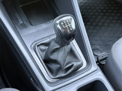 Volkswagen Caddy 2.0 TDI Comfortline / L1H1 / 1e EIG. / ZEER NETJES !! / AIRCO / CRUISE / TREKHAAK / INRICHTING / PDC ActivLease financial lease