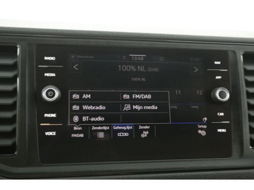 Volkswagen Crafter 2.0 TDI L3H2 140PK | 3000KG Trekgew. | Aut. | Airco | Camera | Carplay | 3 Zits | Navi ActivLease financial lease