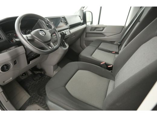 Volkswagen Crafter 2.0 TDI L3H2 140PK | 3000KG Trekgew. | Aut. | Airco | Camera | Carplay | 3 Zits | Navi ActivLease financial lease