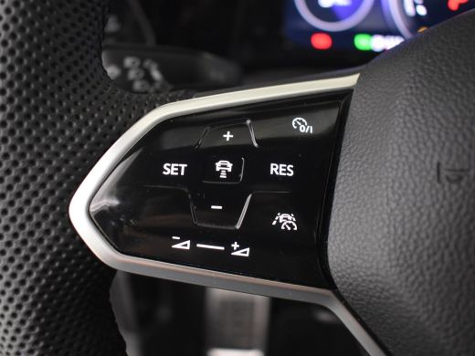 Volkswagen Golf 1.4 eHybrid GTE 245PK DSG/AUTO | Navigatie | Cruise control adaptief | Apple carplay Android auto... ActivLease financial lease