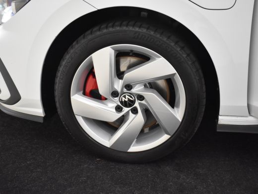 Volkswagen Golf 1.4 eHybrid GTE 245PK DSG/AUTO | Navigatie | Cruise control adaptief | Apple carplay Android auto... ActivLease financial lease