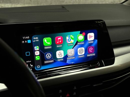 Volkswagen Golf 1.5 TSI Sport (4 CILINDER, APPLE CARPLAY, GROOT NAVI, STUUR/STOELVERWARMING, KEYLESS, SPORTSTOELE... ActivLease financial lease