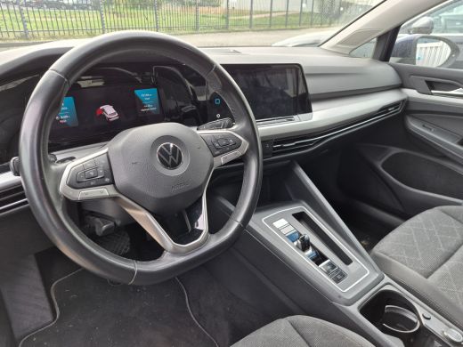 Volkswagen Golf Variant 1.0 eTSI Life 110Pk DSG/AUTO | Trekhaak | Apple carplay Android auto | Navigatie | Cruise... ActivLease financial lease