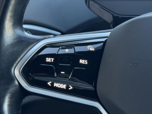 Volkswagen ID.4 First 77 kWh NL-AUTO | LEDER | ERGOSTOEL ActivLease financial lease