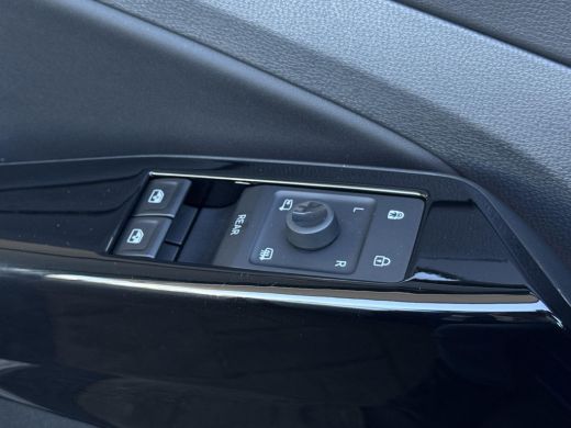 Volkswagen ID.4 First 77 kWh NL-AUTO | LEDER | ERGOSTOEL ActivLease financial lease