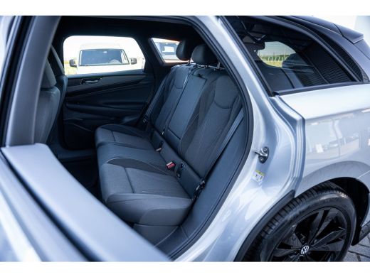 Volkswagen ID.7 Limited Edition | Achteruitrijcamera (Rear View) | Koplampverlichting LED | Trekhaak ActivLease financial lease