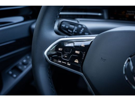 Volkswagen ID.7 Limited Edition | Achteruitrijcamera (Rear View) | Koplampverlichting LED | Trekhaak ActivLease financial lease