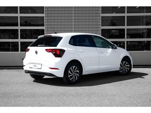 Volkswagen Polo Life Edition | 'App-Connect' smartphone integratie | Buitenspiegels elektrisch instel- verwarm- e... ActivLease financial lease