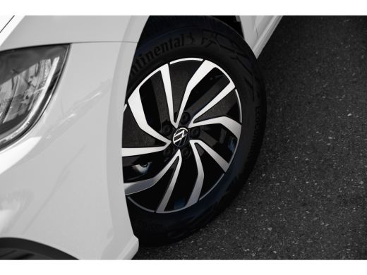 Volkswagen Polo Life Edition | 'App-Connect' smartphone integratie | Buitenspiegels elektrisch instel- verwarm- e... ActivLease financial lease