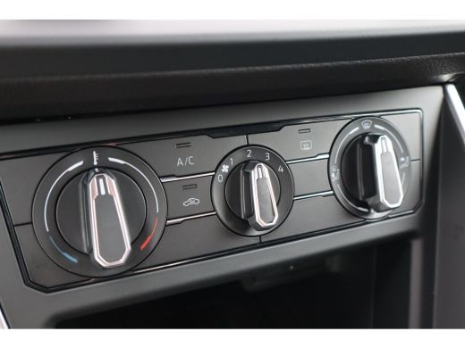 Volkswagen Polo Life Edition | 'App-Connect' smartphone integratie | Buitenspiegels elektrisch instel- verwarm- e... ActivLease financial lease