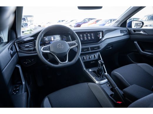 Volkswagen Polo Life Edition | 'App-Connect' smartphone integratie | Buitenspiegels elektrisch instel- verwarm- e... ActivLease financial lease